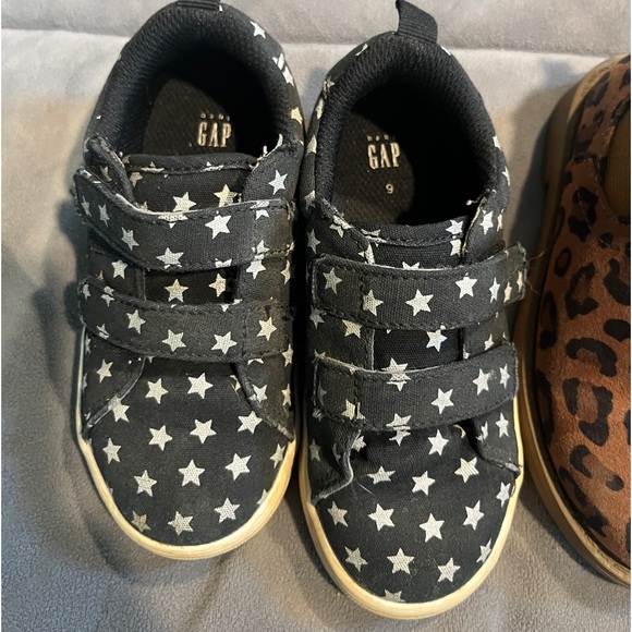 GAP toddler shoes size 9 - Picture 2 of 11